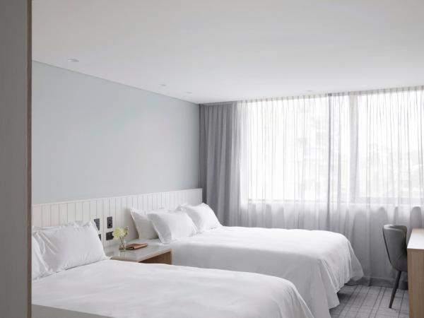 Manly Pacific Sydney MGallery Collection : photo 4 de la chambre chambre standard avec 2 lits queen-size