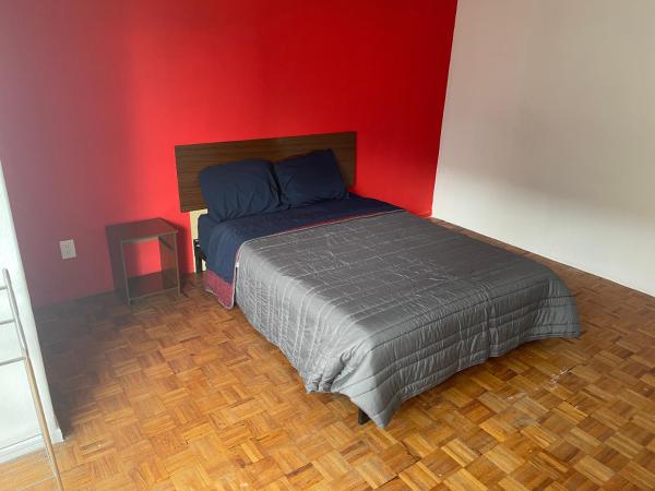 bnb2night Polanco-Lomas : photo 4 de la chambre chambre double affaires avec accès à la salle de sport