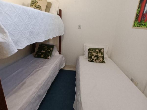 Hostel Palma de Leão : photo 2 de la chambre lit simple dans dortoir pour femmes