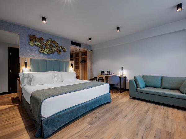 Barceló Budapest : photo 5 de la chambre suite junior (2 adultes + 1 enfant)