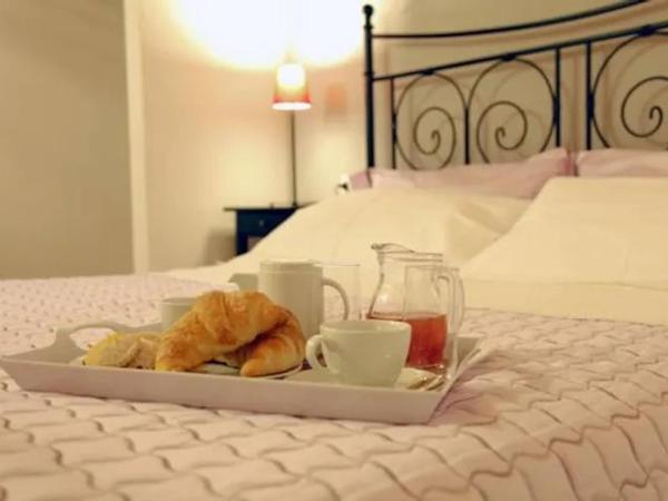 Le Malve Cave Retreat : photo 1 de la chambre chambre triple avec terrasse