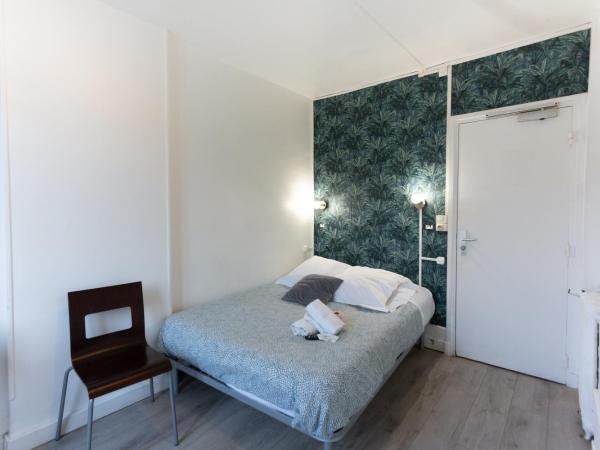 Hotel Europe BLV : photo 2 de la chambre chambre double standard avec salle de bains commune