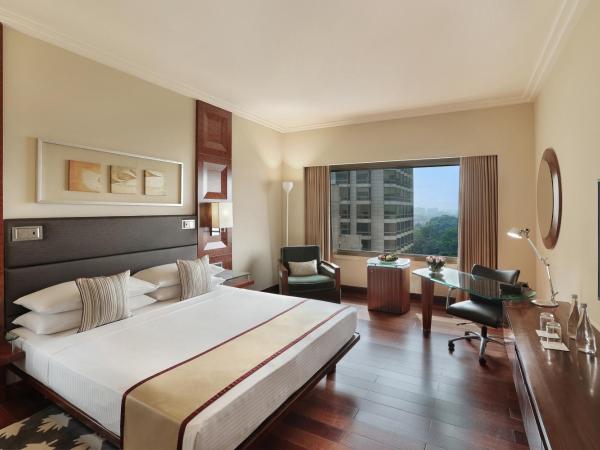 Hyatt Regency Delhi : photo 2 de la chambre chambre lit king-size - vue sur piscine 