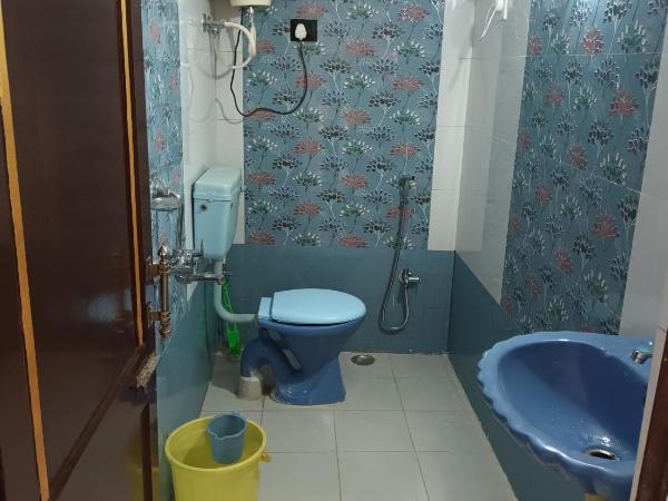 Jag Niwas Guest House & pure veg restaurant : photo 1 de la chambre chambre double supérieure