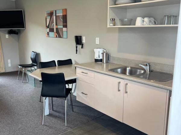 Quality Inn Acapulco Taupo : photo 3 de la chambre chambre familiale 1 chambre