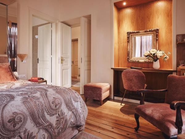 Bohemian Suites Athens : photo 4 de la chambre chambre lit king-size deluxe