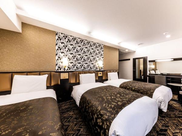 APA Hotel & Resort Osaka Umeda Eki Tower : photo 5 de la chambre chambre triple - non-fumeurs