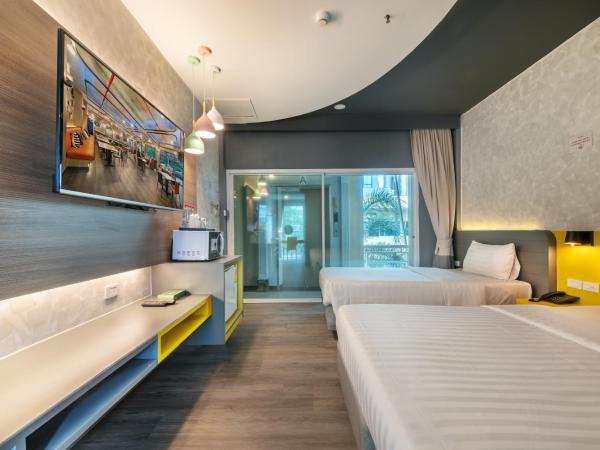 Qiu Hotel Sukhumvit SHA Plus : photo 4 de la chambre chambre triple deluxe