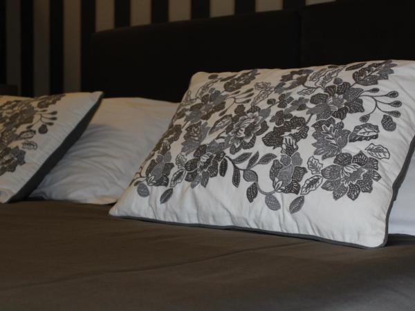 Hotel Trieste : photo 1 de la chambre chambre double ou lits jumeaux avec balcon