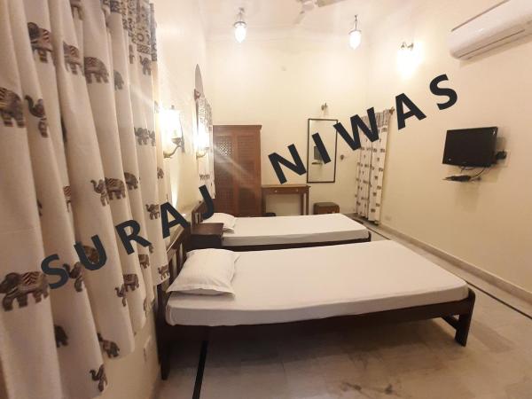 Suraj Niwas : photo 3 de la chambre chambre deluxe double ou lits jumeaux