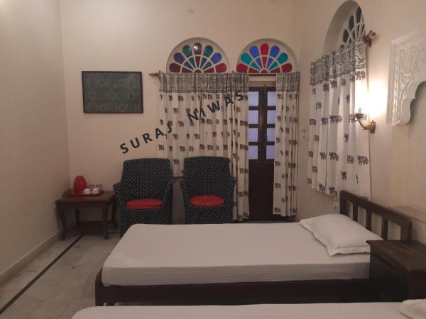 Suraj Niwas : photo 5 de la chambre chambre deluxe double ou lits jumeaux