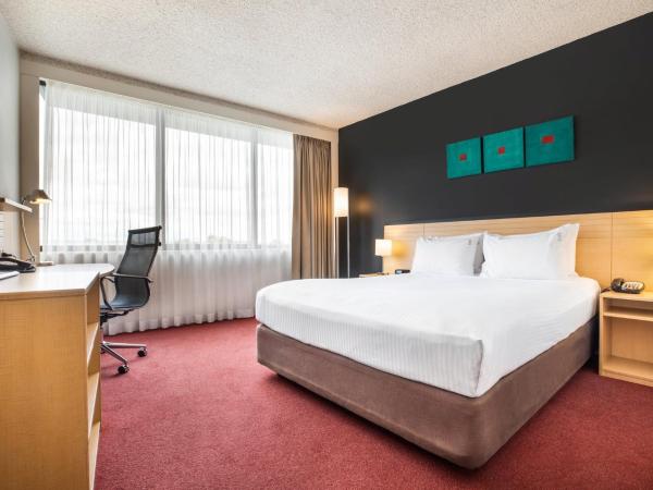Holiday Inn Melbourne Airport, an IHG Hotel : photo 1 de la chambre chambre lit queen-size standard - non-fumeurs