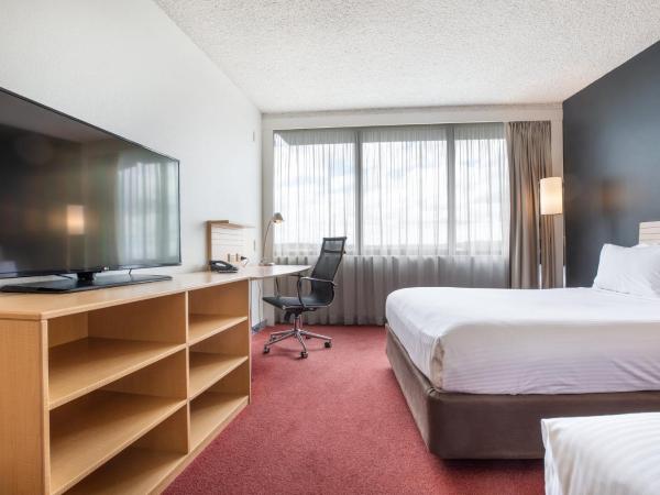 Holiday Inn Melbourne Airport, an IHG Hotel : photo 5 de la chambre hébergement standard avec 2 lits doubles