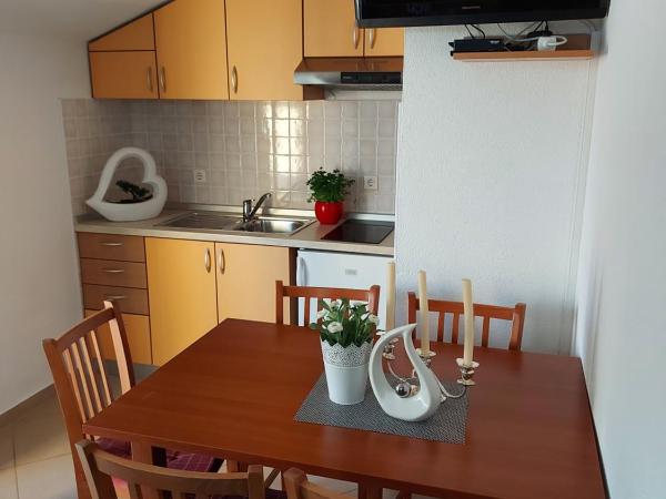 Guest House As : photo 9 de la chambre chambre triple confort