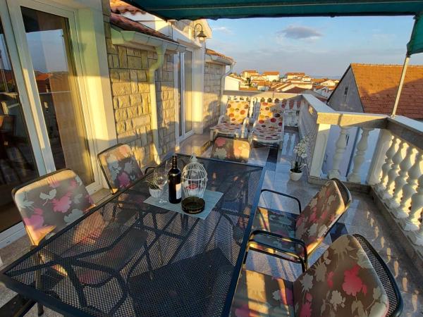 Guest House As : photo 8 de la chambre chambre triple confort