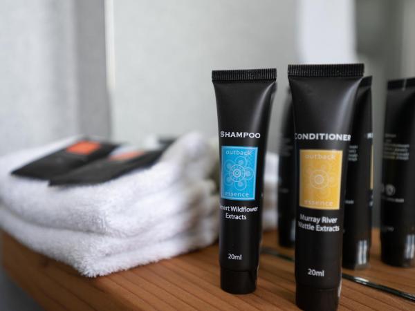 Sports Garden Hotel : photo 7 de la chambre chambre simple avec salle de bains