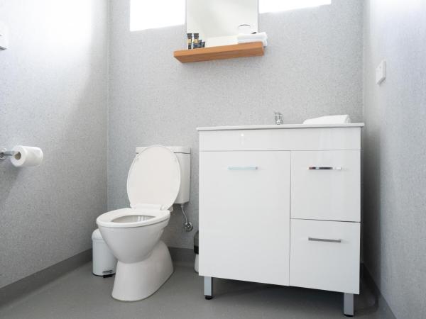 Sports Garden Hotel : photo 2 de la chambre chambre simple avec salle de bains