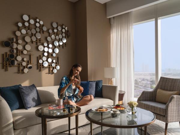 Sofitel Dubai The Obelisk : photo 7 de la chambre chambre lit king-size club de luxe avec accès au club millésime