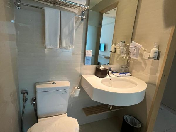 Holiday Inn Express Jakarta International Expo, an IHG Hotel : photo 8 de la chambre chambre supérieure lits jumeaux