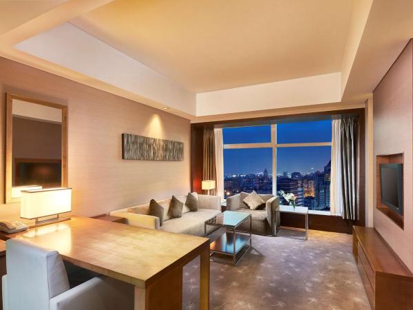 DoubleTree by Hilton Beijing : photo 1 de la chambre suite lit king-size