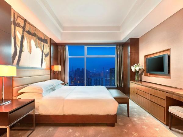DoubleTree by Hilton Beijing : photo 3 de la chambre suite lit king-size