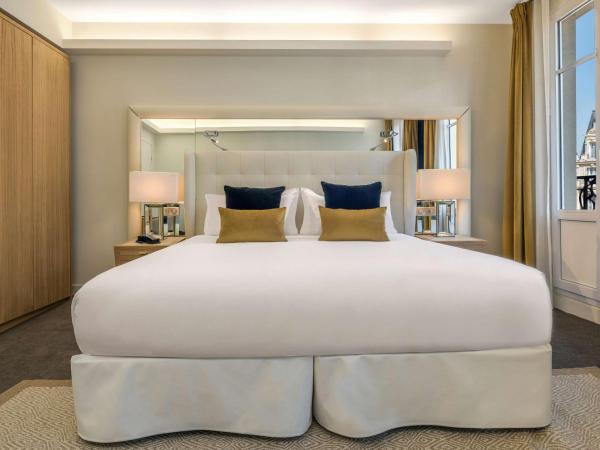 Hotel Camille Paris Tapestry Collection by Hilton : photo 6 de la chambre suite junior lit king-size - vue sur ville