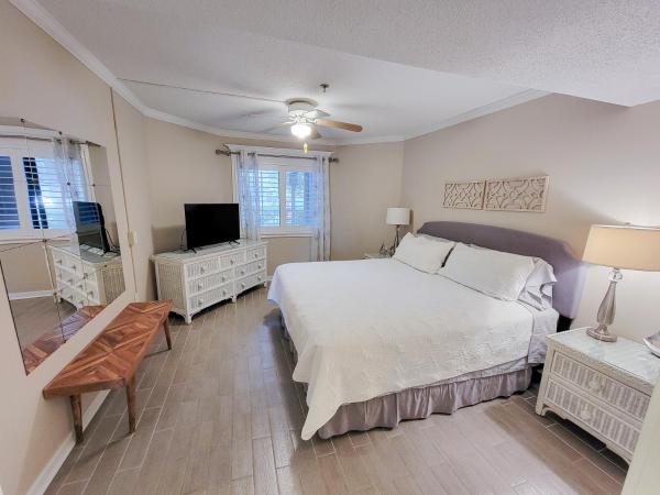 110 Arrowhead Court home : photo 1 de la chambre maison 2 chambres