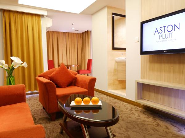 ASTON Pluit Hotel & Residence : photo 6 de la chambre suite
