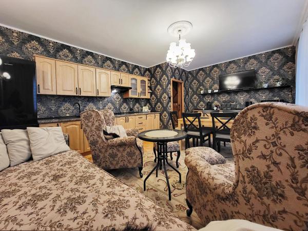 HUSARSKA 60 : photo 2 de la chambre petite chambre double