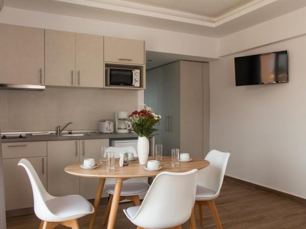 Sunrise Luxury Apartments Rhodes : photo 2 de la chambre appartement standard