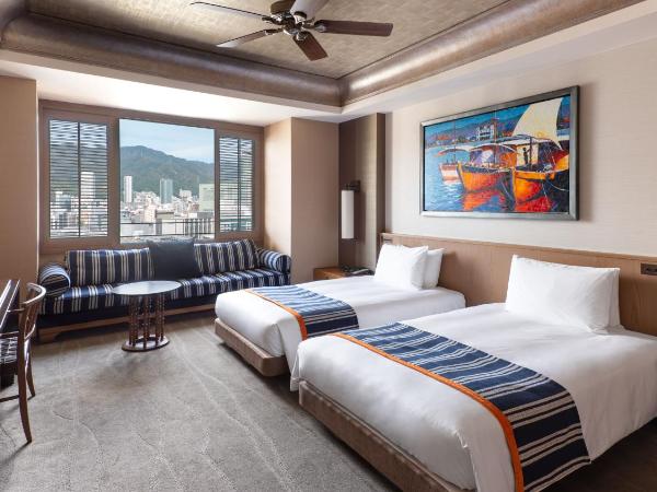 ORIENTAL HOTEL : photo 1 de la chambre executive twin room - city view on higher floor with complimentary minibar