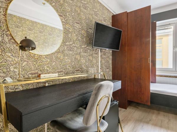 Centric Hotel : photo 3 de la chambre chambre lits jumeaux