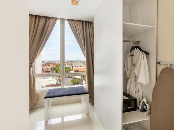 Jambuluwuk Malioboro Hotel Yogyakarta : photo 2 de la chambre chambre de luxe privilège