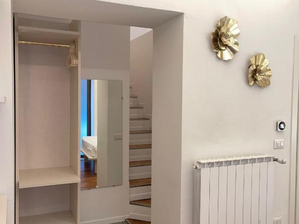 Easy Milano - Rooms and Apartments Navigli : photo 10 de la chambre chambre lits jumeaux
