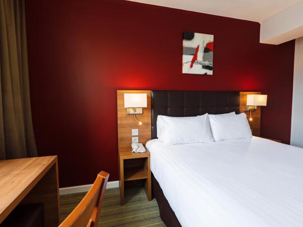 Holiday Inn Clermont Ferrand Centre by IHG : photo 1 de la chambre chambre lit queen-size standard - dernier Étage