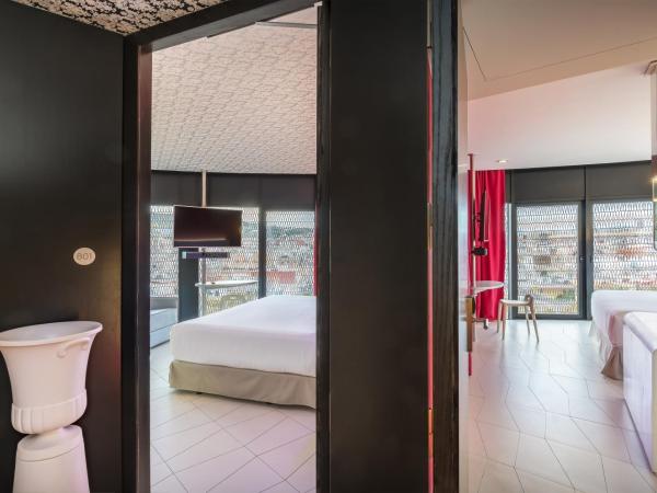 Barceló Raval : photo 3 de la chambre 2 chambres doubles supérieures communicantes