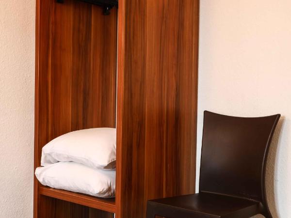 The Originals City, Hôtel Colmar Gare : photo 3 de la chambre chambre triple