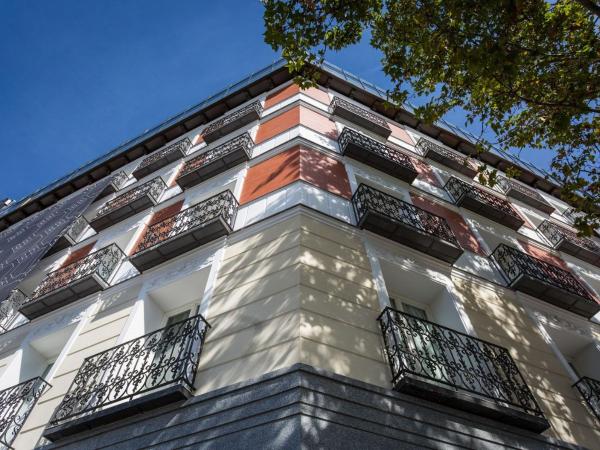 Only YOU Hotel Atocha : photo 3 de la chambre chambre double deluxe avec balcon