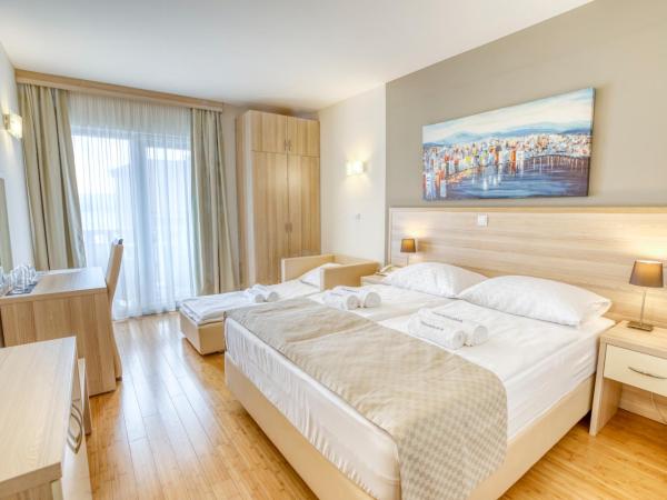 Hotel Villa MiraMar : photo 10 de la chambre chambre double avec balcon