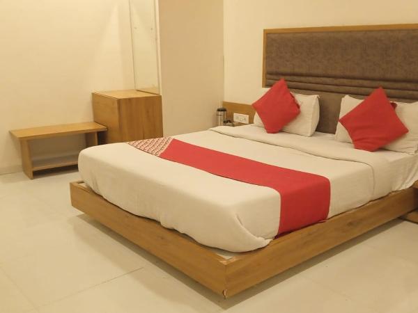 Hotel Maan Palace : photo 4 de la chambre chambre lit king-size deluxe