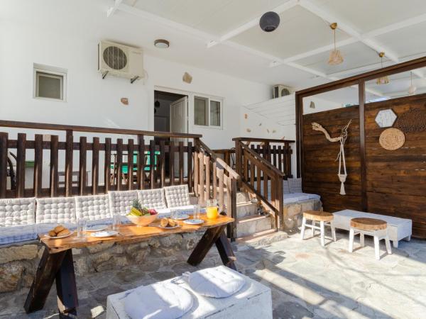 Christos studios and family apartments : photo 9 de la chambre appartement 2 chambres