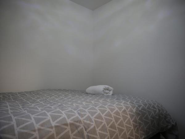 Rostron House : photo 9 de la chambre chambre double standard avec salle de bains commune