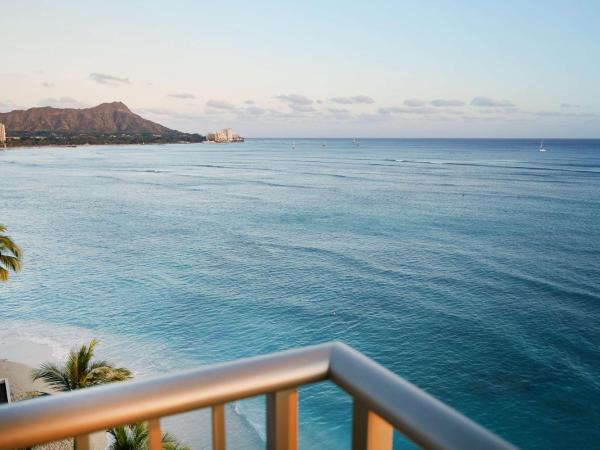 OUTRIGGER Reef Waikiki Beach Resort : photo 6 de la chambre suite club lit king-size - côté océan