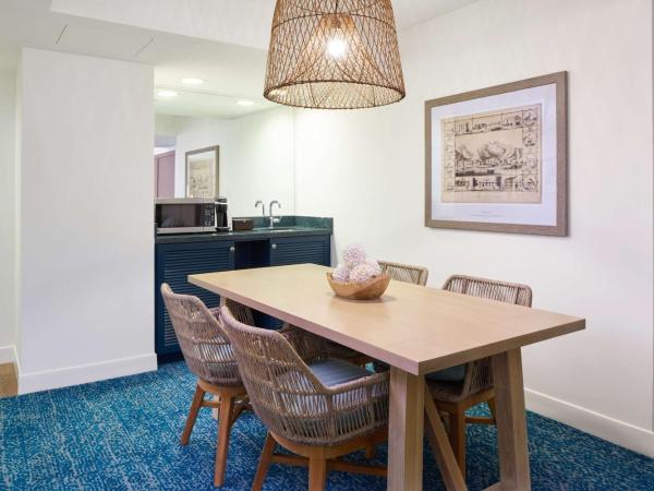 OUTRIGGER Reef Waikiki Beach Resort : photo 9 de la chambre suite club lit king-size - côté océan