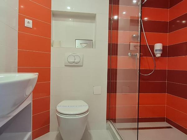 Colors Holiday Hotel : photo 5 de la chambre chambre quadruple - vue sur jardin