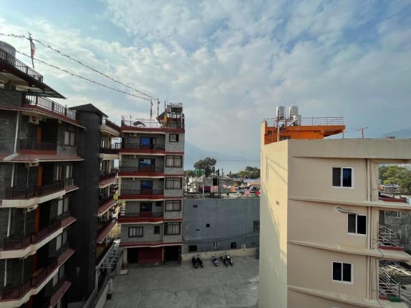 Hostel The Good Earth Pvt. Ltd. : photo 10 de la chambre chambre lits jumeaux - vue sur montagne