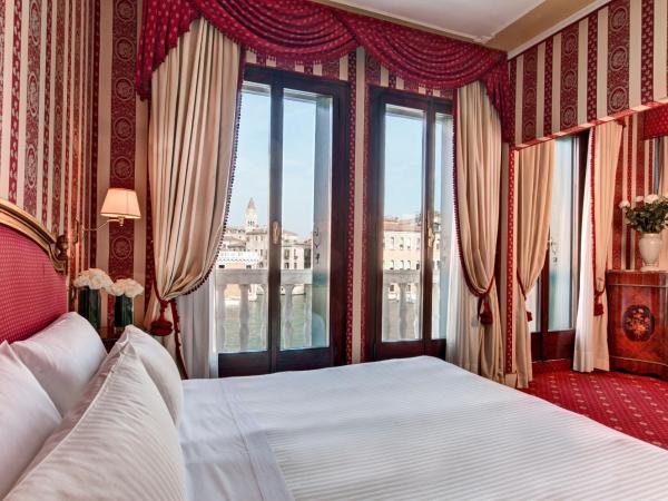Sina Palazzo Sant'Angelo : photo 5 de la chambre suite de luxe vue sur le grand canal