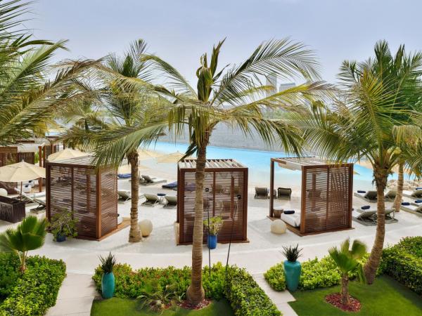 Park Hyatt Dubai : photo 2 de la chambre chambre lit king-size - vue sur lagon