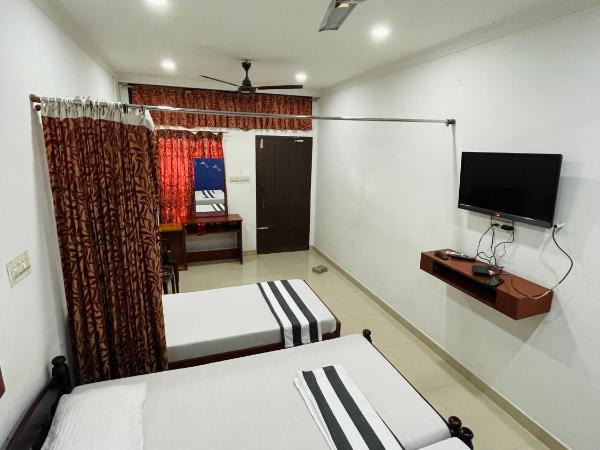 OMAR RESIDENCY : photo 3 de la chambre studio familial