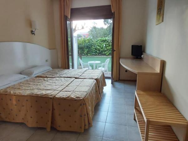 Hotel Bonsol : photo 9 de la chambre chambre lits jumeaux avec terrasse